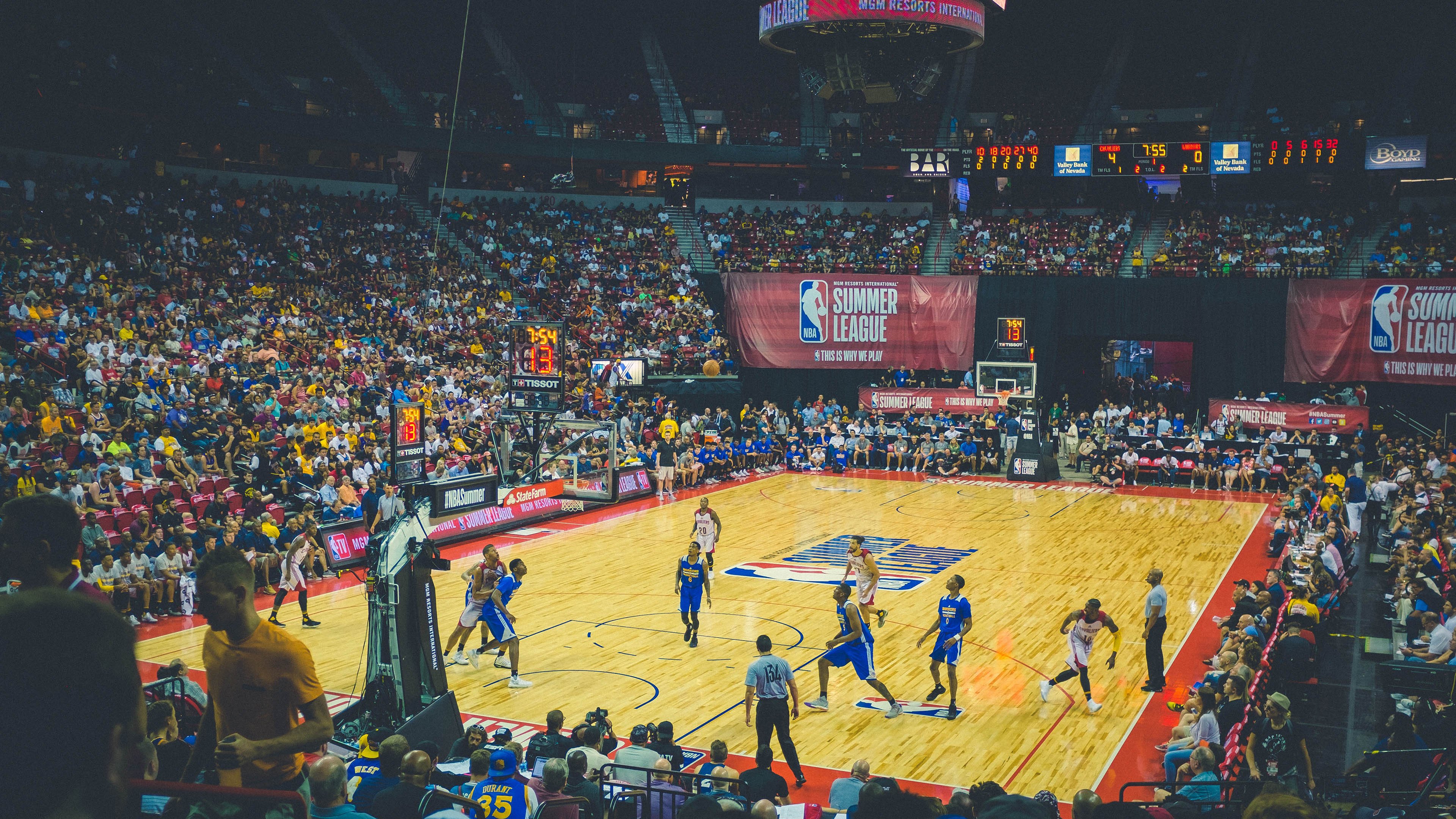 欧博官网代理-Scout爆冷击败TES，绝杀引爆全场！